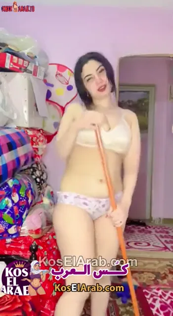 سكس عربي مترجم نيك حار وممتع — لقطة 6