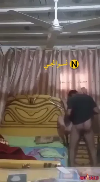 شرموطة لبن تخون زوجها مع جارهم سكس مصري xnxx — لقطة 6