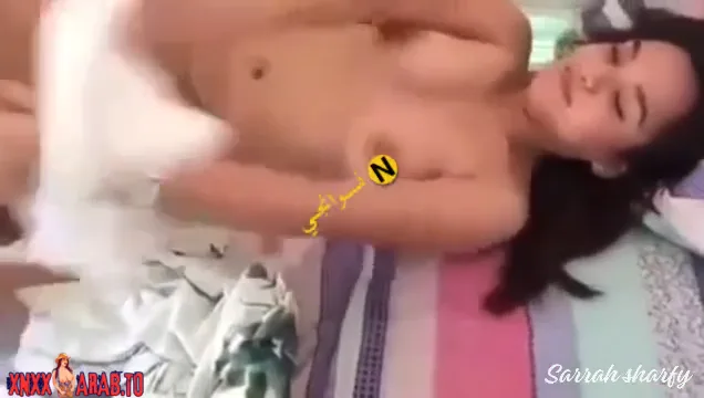 طالبة جامعية هاي كلاس تتناك من صاحبها العنتيل سكس مصري xnxx — لقطة 3