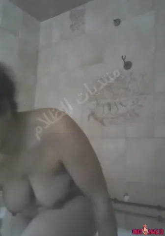 ميلف تصور لعشيقها وهي بتستحما سكس نودز مصري — لقطة 1