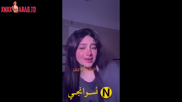 بنت تيكتوكر جميلة اوي تتصور ملط لصاحبها سكس نودز مصري — لقطة 1