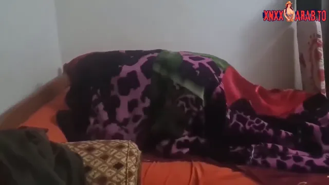 جوزها يمشي عالشغل وتجيب عشيقها الشقة سكس مصري — لقطة 8