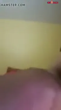 لبوة محجبة خبرة صاحب جوزها يجيلها البيت ويفشخها نيك سكس مصري — لقطة 3