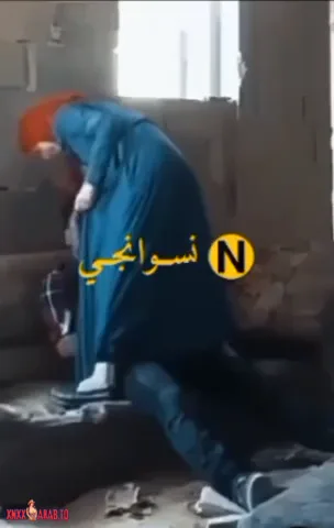 زانق بنت خالته المحجبة في بيت مهجور ويركبها على زبره سكس مصري xnxx — لقطة 1