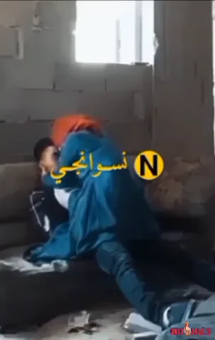 زانق بنت خالته المحجبة في بيت مهجور ويركبها على زبره سكس مصري xnxx — لقطة 2