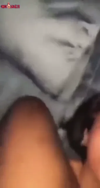مقطع نيك مثير وعنيف لبنوتة مع صاحبها فشخ كسها نيك شديد سكس مصري xnxx — لقطة 1