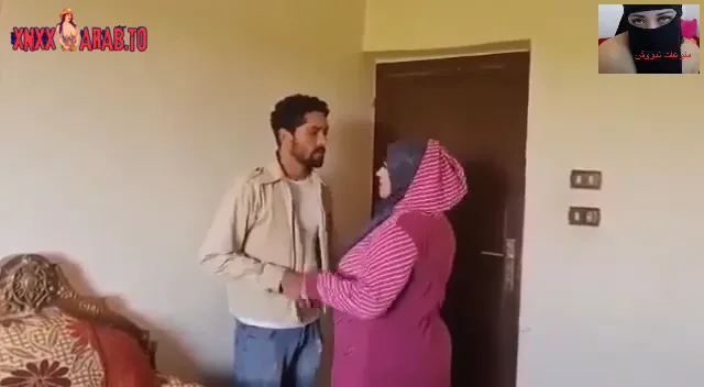شرموطة خاينة تخون جوزها مع بتاع الأنابيب سكس مصري xnxx — لقطة 4