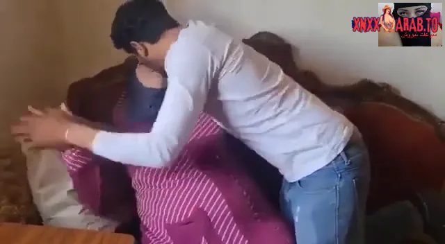 شرموطة خاينة تخون جوزها مع بتاع الأنابيب سكس مصري xnxx — لقطة 6