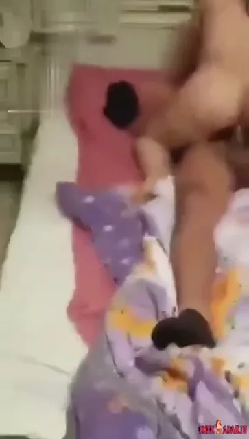فرسة فاجرة تركب زب حبيبها وتمتعه بجسمها المولع سكس مصري xnxx — لقطة 3