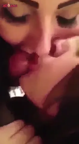اللبوة شيماء الحاج تمص لخالد يوسف وتركب زبه سكس مصري — لقطة 5