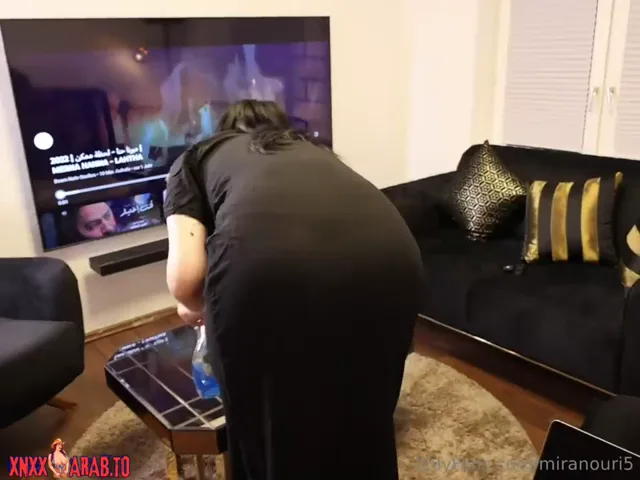 نيك ميرا النوري الخدامة القحبة سكس عربي — لقطة 2
