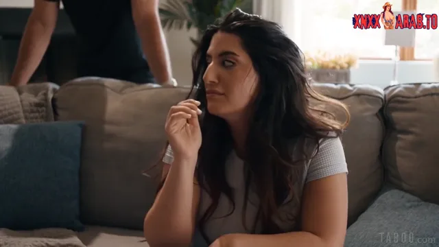 سارة عربي خاضعة للزب سكس عربي — لقطة 3