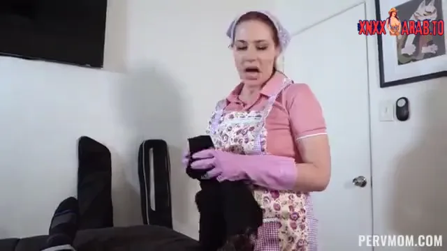 سكس امهات مساعدة أمي في تنظيف البيت الجزء الأول سكس مترجم xnxx mom