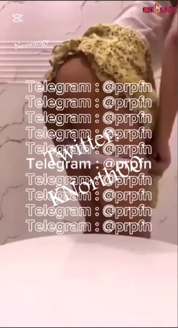 كتكوتة ببزاز كبيرة تعرض جسمها الكيوت سكس نودز مصري — لقطة 2