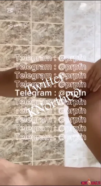 كتكوتة ببزاز كبيرة تعرض جسمها الكيوت سكس نودز مصري — لقطة 3