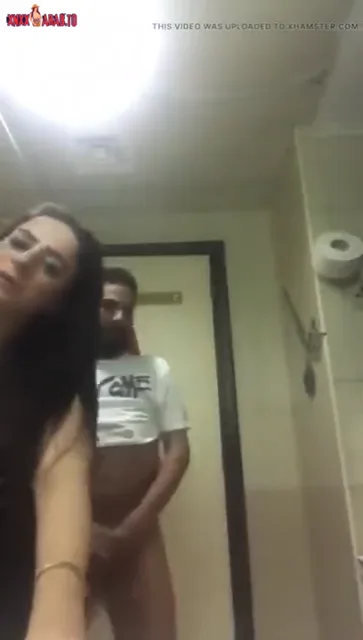 شرموطة لبنانية تتناك من البواب المصري سكس مصري xnxx — لقطة 2