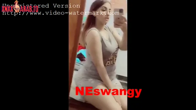 فرسة نار ترقص وتدلع سكس نودز مصري — لقطة 7