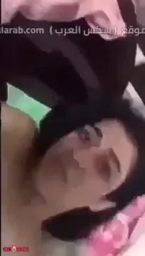 انت بتهزر؟ فتاة مصرية تستغرب حبيبها ينيكها ويصورها سكس مصري xnxx — لقطة 3