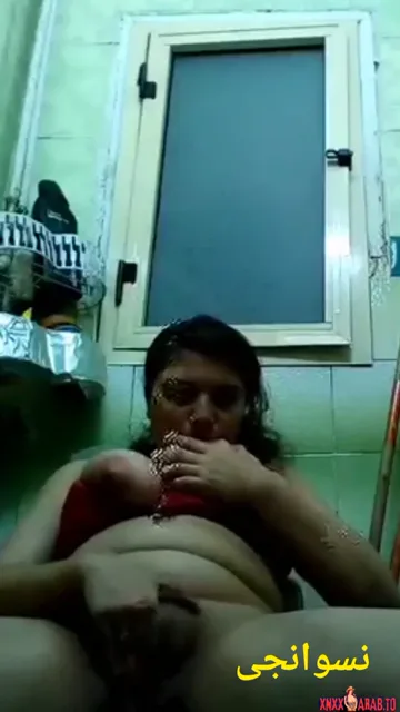 تجميعة نودز بنت بيضا لبن تعرض جسمها النار لحبيبها سكس نودز مصري — لقطة 5