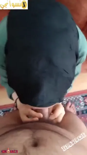 محجبة هايجة نار تمص زي اللبوة وتتناك في طيزها سكس مصري — لقطة 1