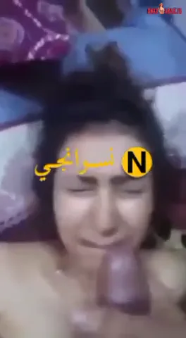 واد فاجر زانق صاحبته على السرير يفشخها ويجيبهم على وشها سكس مصري xnxx — لقطة 5