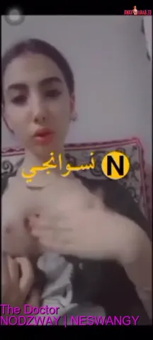 تقول لصاحبها همص زبك كدا سكس نودز مصري — لقطة 2