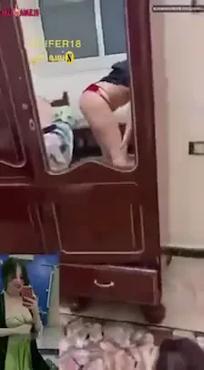 مزة مصرية تعرض قميص نومها الجديد — لقطة 1