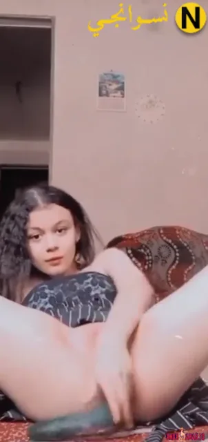 اندر ايدج تقول انا اكبر شرموطة في الدنيا وكسي ده ابن متناكة سكس نودز مصري — لقطة 2