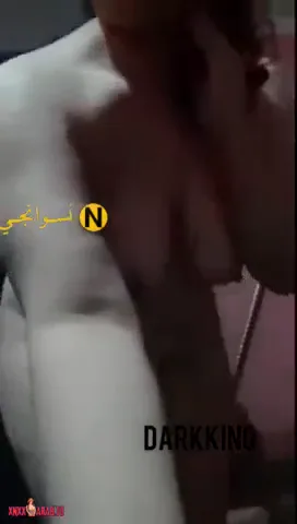 ميلف نار تصور لعشيقها وجوزها في الشغل سكس نودز مصري — لقطة 3