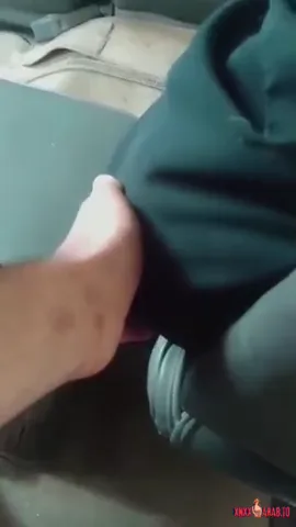 تحرش بطيز ميلف بالعباية في المواصلات سكس مصري xnxx — لقطة 4
