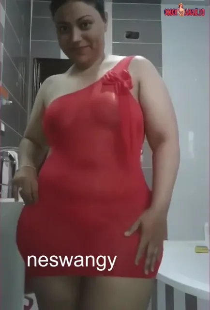 ميلف فلاحة تتشرمط على عشيقها وتصورله نودز سكس نودز مصري — لقطة 1