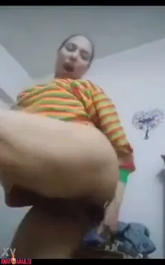 تجميعة نودز لميلف فاجرة تعرض جسمها كله لعشيقها سكس نودز مصري xnxx — لقطة 6
