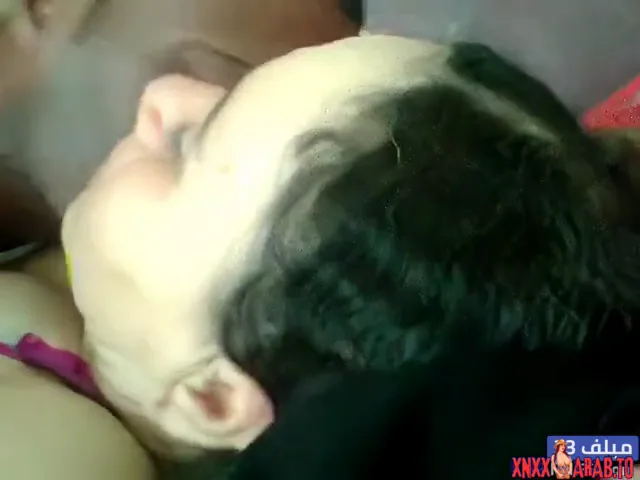 صعيدي ياخدها في الخرابة وينيكها جامد سكس مصري xnxx — لقطة 4