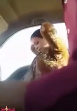 نيك في السيارة مع ميلف مربربة سكس عربي — لقطة 9