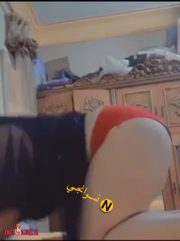 نودز ميلف اربعينية هيجانة تقرص حلماتها سكس نودز مصري — لقطة 3