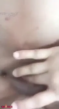 بنت مصرية في الحمام توجه رسالة لحبيبها سكس نودز مصري — لقطة 2