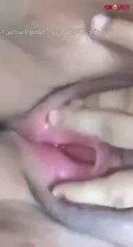 بنت مصرية في الحمام توجه رسالة لحبيبها سكس نودز مصري — لقطة 3