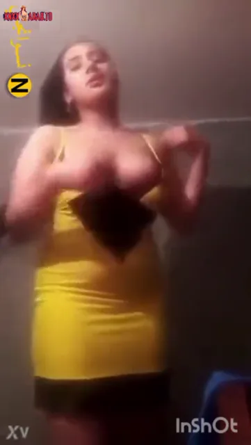 اندر ايدج جسمها نار تعرض بزازها الملبن سكس نودز مصري — لقطة 4