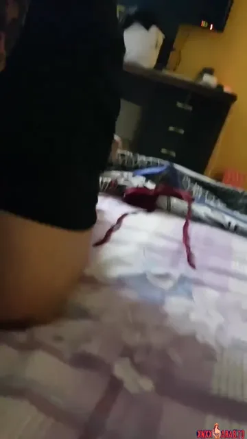 البنت المصرية المحجبة الأكثر خبرة في مص الزب سكس مصري xnxx — لقطة 3