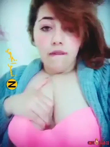 ميلف بيضة هايجة اوي تفرج بزازها الكبيرة لحبيبها سكس نودز مصري — لقطة 4