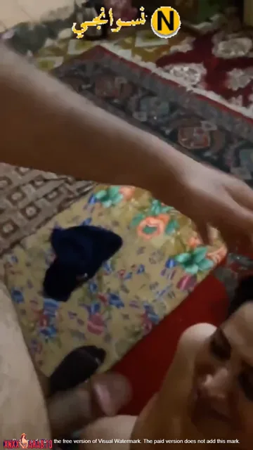 دخليه كلو في بوقك يا شرموطة سكس مصري — لقطة 3