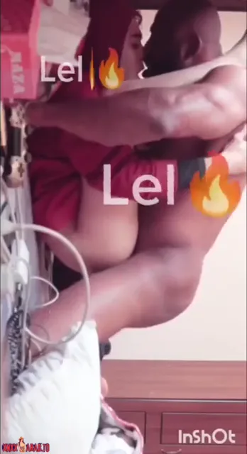 عنتيل فاجر يفشخ مراته نيك وهي نايمة سكس مصري xnxx — لقطة 4