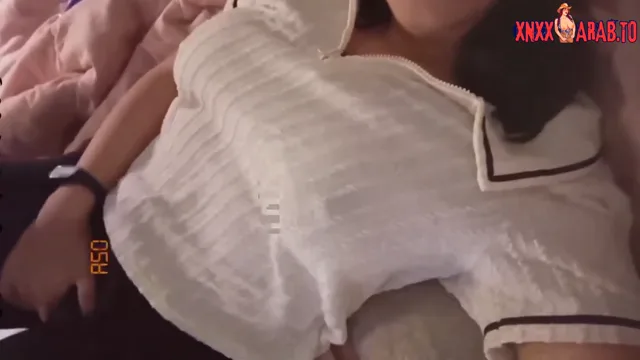 مزة هايجة بجسم فاجر تعرض بزازها النار وطيزها الكبيرة سكس نودز مصري — لقطة 7
