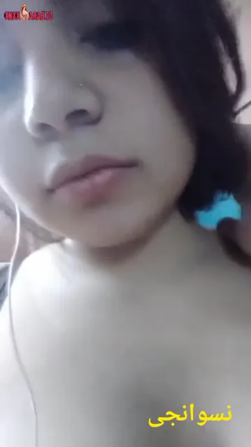 سعاد الشرموطة فيديو كول مع حبيبها توريله بزازها سكس مصري xnxx — لقطة 7