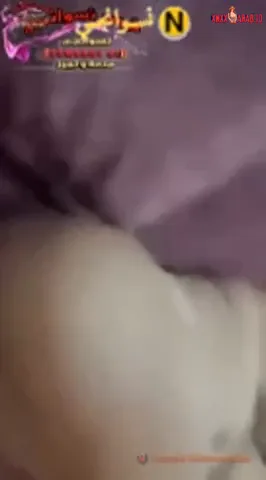 لبوة تلعب في بزازها وتتشرمط على حبيبها سكس نودز مصري — لقطة 6