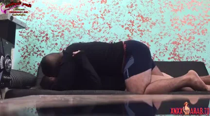 تروح لصاحبها البيت وتركب زبه وتمتعه سكس مصري xnxx