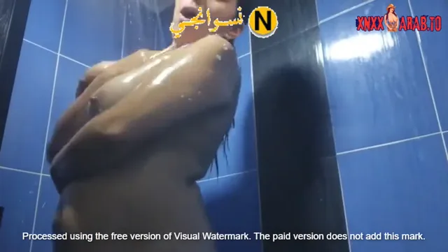 مزة نار تصور نفسها وهي بتستحما وتدلع سكس نودز مصري — لقطة 4