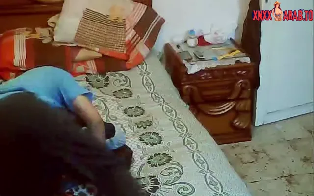 سهرة لبوة مطلقة هيجانة مع عشيقها الجزء الاول سكس مصري xnxx — لقطة 2