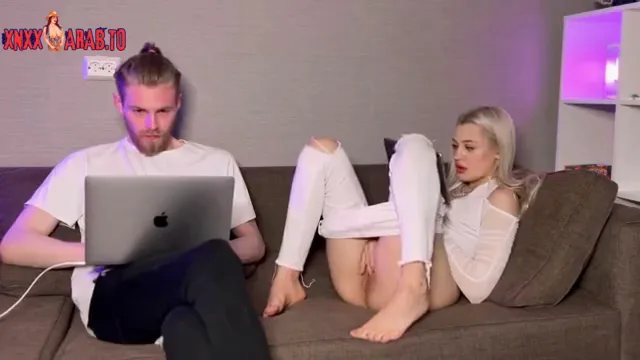 سكس مترجم - اختي تستمني أمامي لأنيكها سكس اخوات xnxx — لقطة 2
