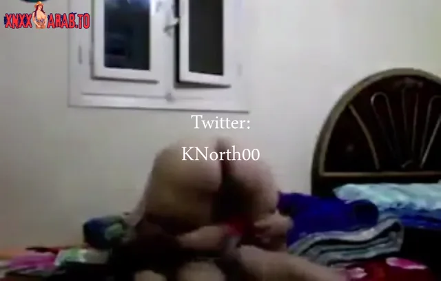 محجبة شرموطة تخون جوزها مع جارها سكس مصري xnxx — لقطة 8